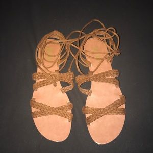 Cute strappy sandals!!!
